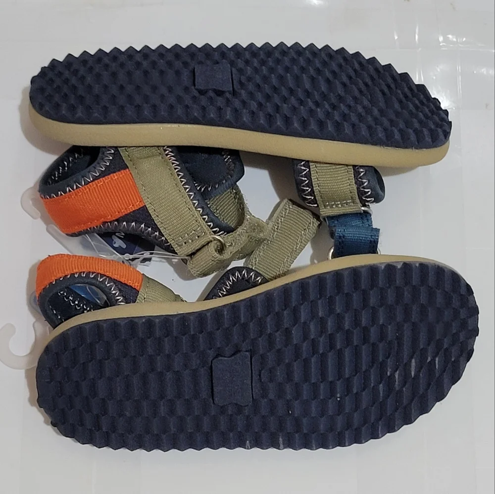 OshKosh B’gosh Boy's Machine Washable‎ Hook and Loop Sandal